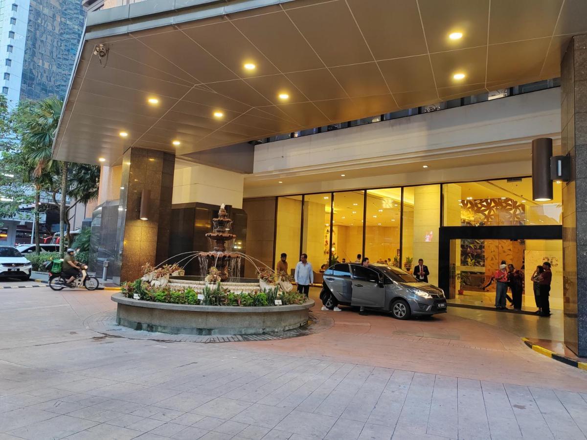 At Times Square Apartemen