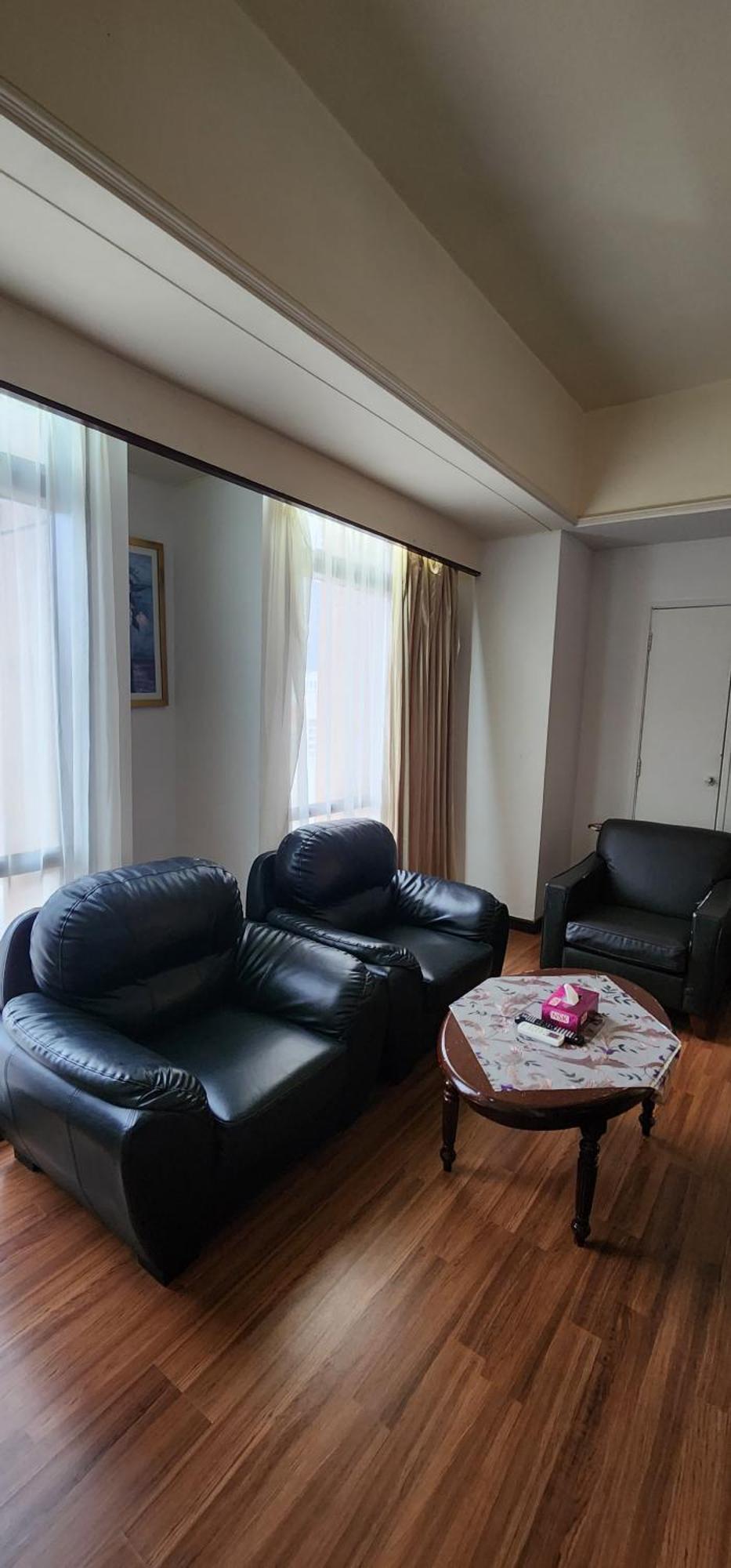 At Times Square Apartemen *